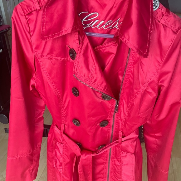 Guess Spring Trench - Picture 5 of 8